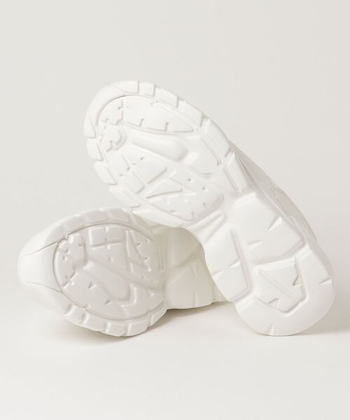 NEV(ネブ)の「nev617 軽量 ダッドスニーカー(スニーカー・レディース・ホワイト/ブラック・23.0cm/24.0cm/23.5cm/24.5cm)」の4枚目の写真