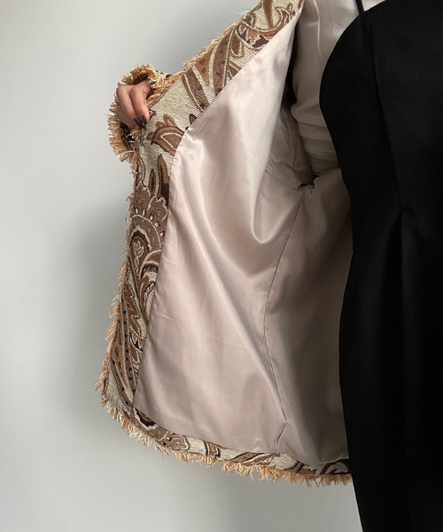 DouDou（ドゥドゥ）の「【WEB限定】ゴブランハーフコート（ノーカラーコート・レディース・アイボリー/ブルー・FREE）」の12枚目の写真