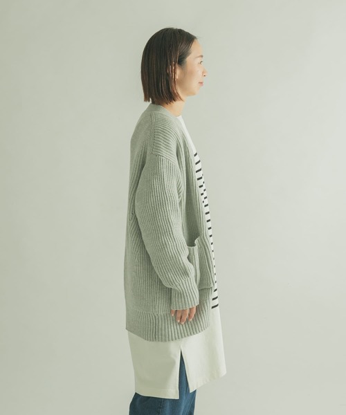 FORK&SPOON(フォークアンドスプーン)の「『WEB/一部店舗限定カラー』FORK&SPOON 両畦ニットカーディガン(ニット/セーター・レディース・ピンク/ブルー/グレー系その他/キャメル・1)」の13枚目の写真