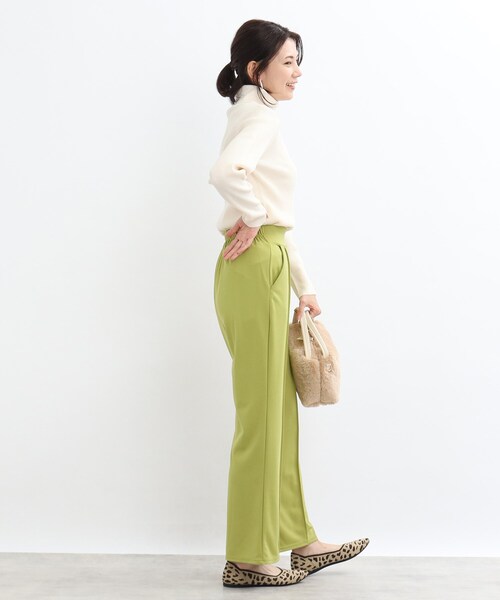 SHOO・LA・RUE（シューラルー）の「◆【洗える】ちくちくしにくい！ リブタートルネック やわらかニット（ニット/セーター・レディース・ダークブラウン系2/ブラック/ブルー/オフホワイト/サンドベージュ/ホワイト系5/レッド系1/ダークグリーン・01/04/05/02/03）」の20枚目の写真