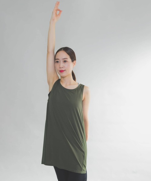 URBAN RESEARCH Sonny Label（アーバンリサーチサニーレーベル）の「SLAB Flare Tanktop（タンクトップ・レディース・ブラック/カーキ・FREE）」の3枚目の写真