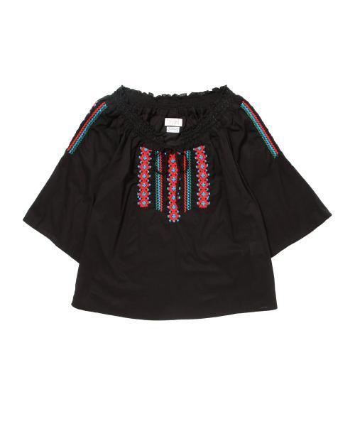 trepied(トレピエ)の「trepied / 刺繍 スモッグブラウス(シャツ/ブラウス・レディース・ブラック/ホワイト・ONE SIZE)」の3枚目の写真