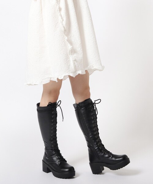 cs T&P（シーエスティーアンドピー）の「厚底レースアップ・ロングブーツ【厚底/7㎝ヒール/キレイなシルエット/csT&P】（ブーツ・レディース・ブラック・S/LL/M/L）」の13枚目の写真