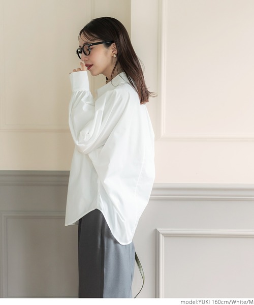 coca(coca)(コカ)の「ビックシルエットドルマンシャツ(シャツ/ブラウス・レディース・ダークベージュ/ホワイト・M/L)」の7枚目の写真