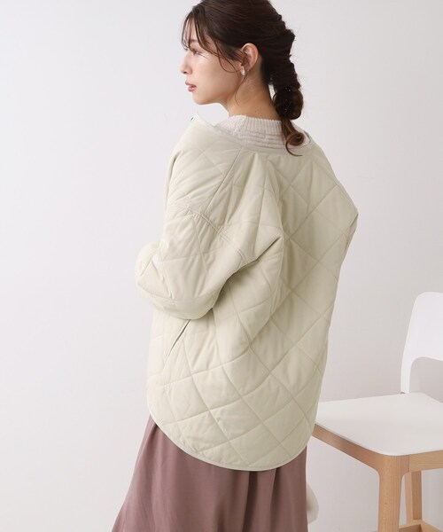 DRESKIP（ドレスキップ）の「◆【撥水/吸湿発熱/追加生産】今年は断然ショート丈！　キルトジャケット（ブルゾン・レディース・ブラック/グレー/カーキ・02/03）」の10枚目の写真