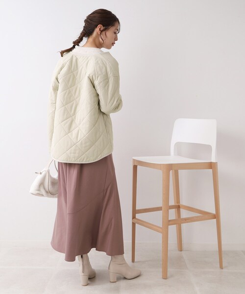 DRESKIP（ドレスキップ）の「◆【撥水/吸湿発熱/追加生産】今年は断然ショート丈！　キルトジャケット（ブルゾン・レディース・ブラック/グレー/カーキ・02/03）」の14枚目の写真