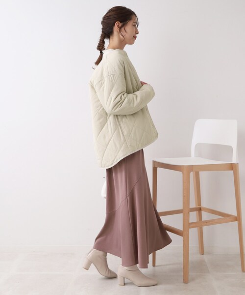 DRESKIP（ドレスキップ）の「◆【撥水/吸湿発熱/追加生産】今年は断然ショート丈！　キルトジャケット（ブルゾン・レディース・ブラック/グレー/カーキ・02/03）」の21枚目の写真