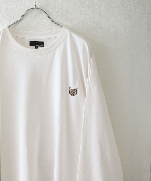 ZIP FIVE（ジップファイブ）の「【ZIP FIVE】 動物 刺繍 ワンポイント オーバーサイズ 長袖 Tシャツ / ロンT 猫 / 柴イヌ / プードル（Tシャツ/カットソー・レディース・ブラック/ホワイト系/ホワイト系2/ブラック系2/ブラック系/グレー系1/グリーン/グリーン系2/グリーン系/アッシュ/ネイビー系/ネイビー/ネイビー系1/ネイビー系2/ホワイト/ブラック系1/グリーン系1/グレー/ホワイト系1/グレー系/ネイビー系3/ホワイト系3/ブラック系3・LARGE/MEDIUM）」の3枚目の写真