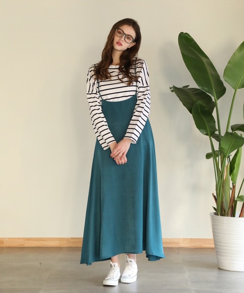 aity（アイティ）の「ツイルストラップキャミワンピース 夏服（ワンピース・レディース・ブラック/ブルー/ライトグレー/ベージュ/アイボリー・M）」の5枚目の写真