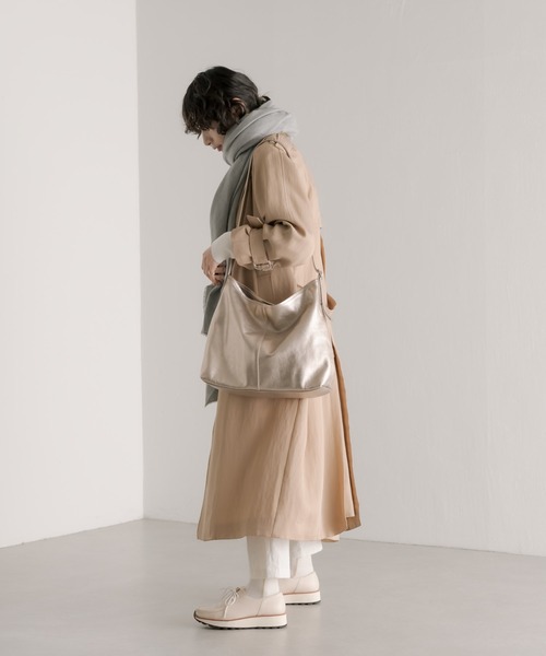 ear PAPILLONNER（イアパピヨネ）の「マチありスライド