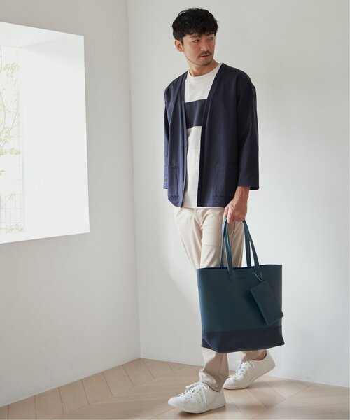 ikka（イッカ）の「【雑誌MonoMax4月号掲載】バイカラーシュリンクトートバッグ（トートバッグ・メンズ・ブラック/ネイビー/クリアグリーン/ダークブラウン/ベージュ・FREE）」の18枚目の写真