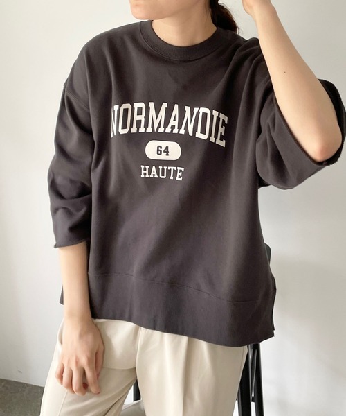 LOWRYS FARM(ローリーズファーム)の「カレッジウラケ6S 191372(Tシャツ/カットソー・レディース・グレー/チャコールグレー/アイボリー・FREE)」の3枚目の写真