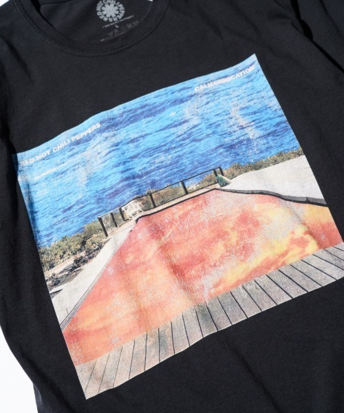 THRIFTY LOOK(スリフティールック)の「THRIFTY LOOK / スリフティールック THRIFTY "RED HOT CHILI PEPPERS" TEE レッド・ホット・チリ・ペッパーズ バンドTシャツ バンT(Tシャツ/カットソー・メンズ・ブラック/ブラック系その他・LARGE/X-LARGE/MEDIUM/XX-LARGE)」の12枚目の写真
