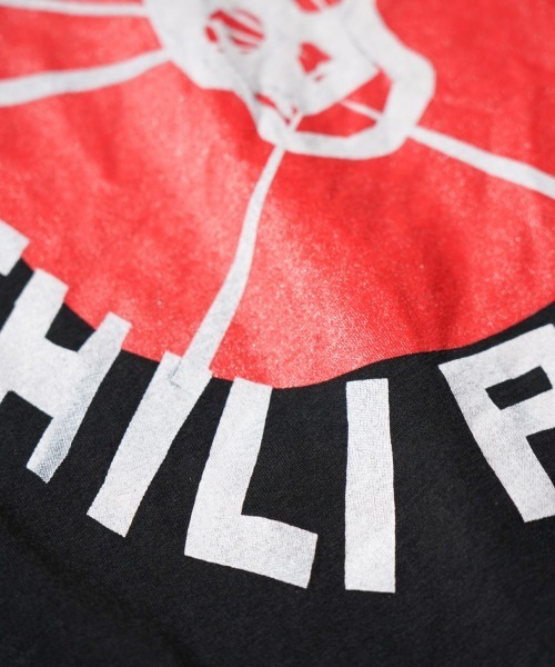 THRIFTY LOOK(スリフティールック)の「THRIFTY LOOK / スリフティールック THRIFTY "RED HOT CHILI PEPPERS" TEE レッド・ホット・チリ・ペッパーズ バンドTシャツ バンT(Tシャツ/カットソー・メンズ・ブラック/ブラック系その他・LARGE/X-LARGE/MEDIUM/XX-LARGE)」の6枚目の写真