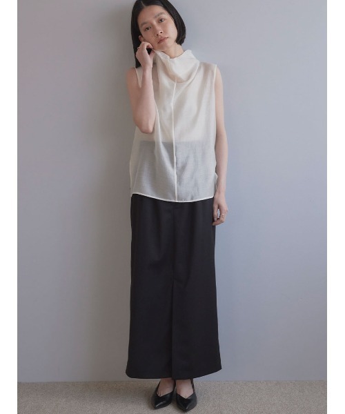 Stylevoice for xxx(スタイルヴォイスフォー)の「2WAYサスペンダー付きハイウエストタイトスカート(スカート・レディース・ベージュ/ブラック・FREE)」の4枚目の写真