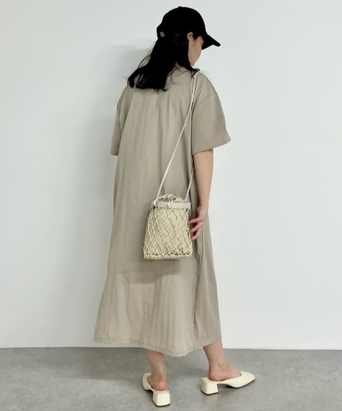 PUAL CE CIN（ピュアルセシン）の「【Du noir】前後異素材ハーフスリーブワンピース（ワンピース・レディース・ベージュ/ブラック・FREE）」の21枚目の写真