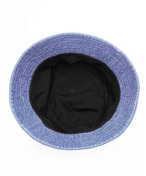 X-girl（エックスガール）の「WASHED BUCKET HAT（ハット・レディース・ブルー/ブラック/ピンク・ONE SIZE）」の4枚目の写真