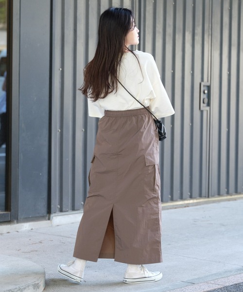 CIAOPANIC TYPY(チャオパニックティピー)の「ナイロンイージーカーゴスカート(スカート・レディース・カーキ/ブラウン/ネイビー・ONE SIZE)」の12枚目の写真