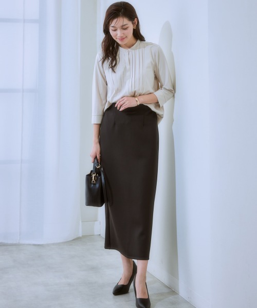 7days Life Styling(セブンデイズライフスタイリング)の「【ひんやり接触冷感】ブラウス見えシルケットポンチピンタックカットソートップス(Tシャツ/カットソー・レディース・グレイッシュベージュ/ブラック/オフホワイト/ブルーグレー/ミント・M/LL/S/L)」の16枚目の写真