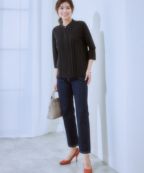 7days Life Styling(セブンデイズライフスタイリング)の「【ひんやり接触冷感】ブラウス見えシルケットポンチピンタックカットソートップス(Tシャツ/カットソー・レディース・グレイッシュベージュ/ブラック/オフホワイト/ブルーグレー/ミント・M/LL/S/L)」の10枚目の写真