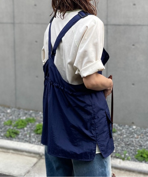 mi via loca（ミヴィアロカ）の「ドロスト ナイロンフィッシングベスト（ベスト・レディース・ネイビー/ピンク/ナチュラル/ライトカーキ/グレー・FREE）」の9枚目の写真