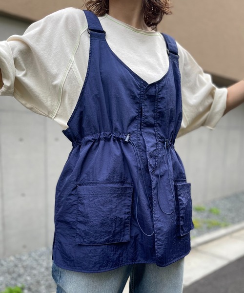 mi via loca（ミヴィアロカ）の「ドロスト ナイロンフィッシングベスト