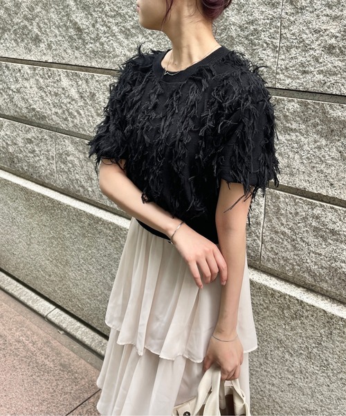 Ambre Ciel(アンブルシエル)の「フリンジパフスリーブニット/WEB/EC限定商品(ニット/セーター・レディース・ブラック/アイボリー・FREE)」の7枚目の写真