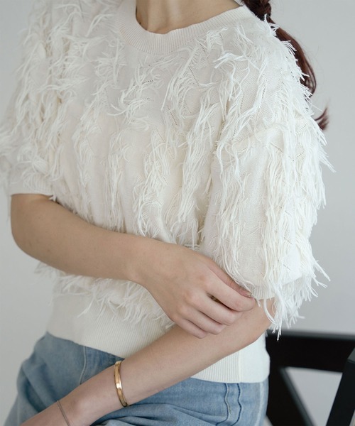 Ambre Ciel(アンブルシエル)の「フリンジパフスリーブニット/WEB/EC限定商品(ニット/セーター・レディース・ブラック/アイボリー・FREE)」の11枚目の写真