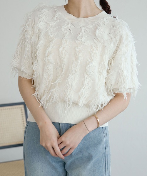 Ambre Ciel(アンブルシエル)の「フリンジパフスリーブニット/WEB/EC限定商品(ニット/セーター・レディース・ブラック/アイボリー・FREE)」の10枚目の写真