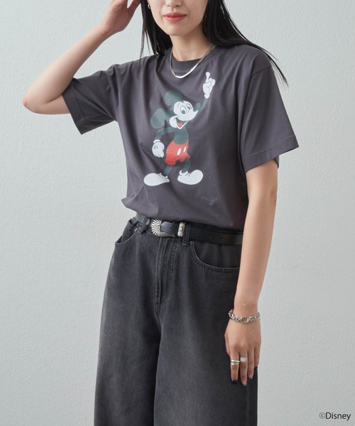 MICKEY MOUSE(ミッキーマウス)の「【ミッキーマウス】プリントTee2(Tシャツ/カットソー・レディース・オフホワイト/チャコールグレー・FREE)」の10枚目の写真
