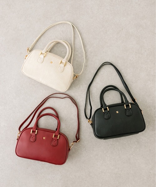 OLIVE des OLIVE(オリーブデオリーブ)の「エンブレム付きボストンバッグ 1032120050(ショルダーバッグ・レディース・ボルドー/ブラック/オフホワイト・FREE)」の4枚目の写真