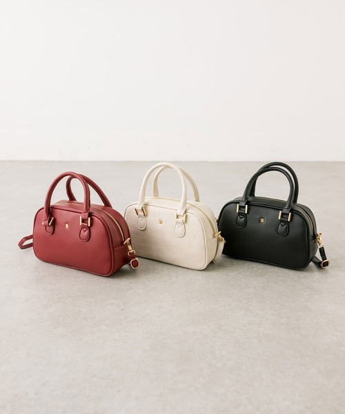 OLIVE des OLIVE(オリーブデオリーブ)の「エンブレム付きボストンバッグ 1032120050(ショルダーバッグ・レディース・ボルドー/ブラック/オフホワイト・FREE)」の5枚目の写真