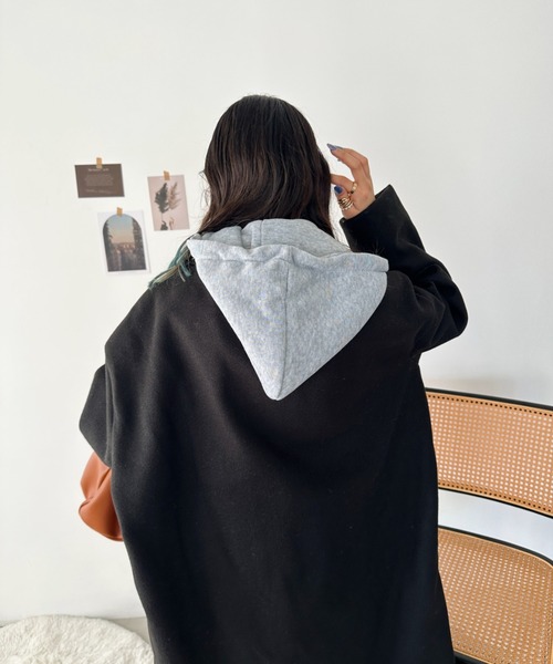 CLEA（クレア）の「フード付きレイヤードチェスターコート（チェスターコート・レディース・ベージュ/ブラック・M）」の15枚目の写真