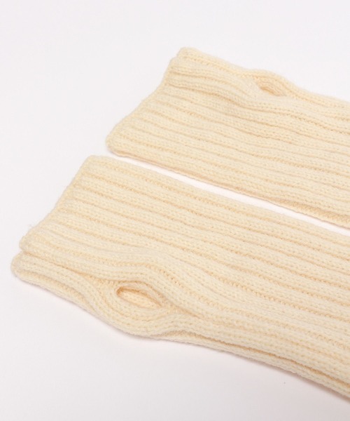 ALAND（エーランド）の「【UNISEX】ALAND／アームウォーマー 2974233（アームカバー・レディース・ブラック/ホワイト・FREE）」の9枚目の写真