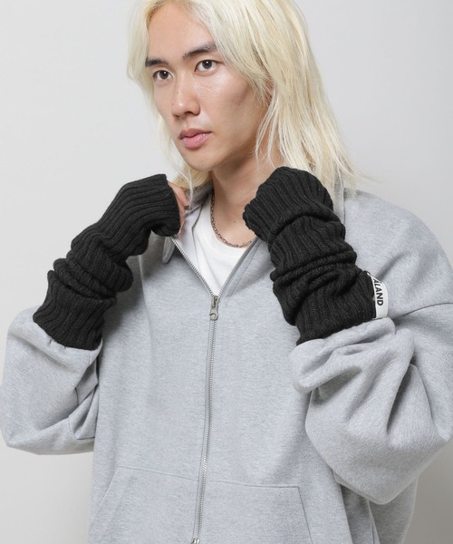 ALAND（エーランド）の「【UNISEX】ALAND／アームウォーマー 2974233（アームカバー・レディース・ブラック/ホワイト・FREE）」の15枚目の写真