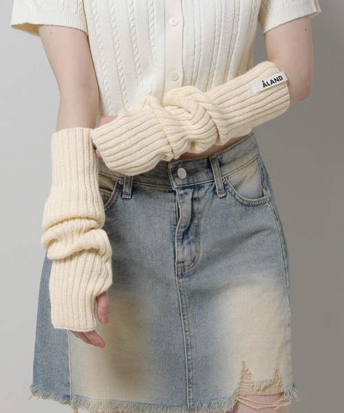 ALAND（エーランド）の「【UNISEX】ALAND／アームウォーマー 2974233（アームカバー・レディース・ブラック/ホワイト・FREE）」の11枚目の写真