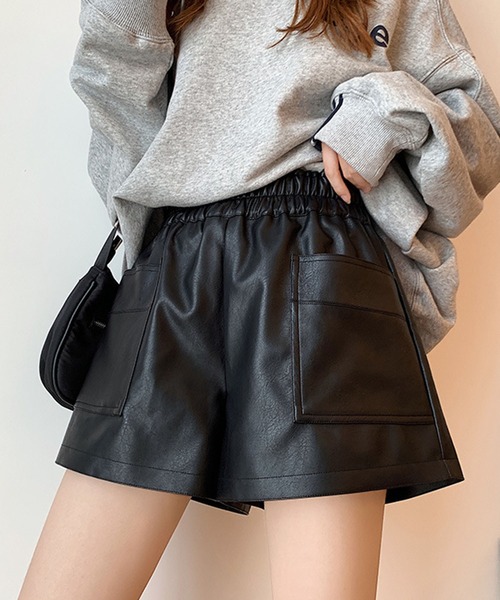 GLAMOROUS JANE（グラマラスジェーン）の「合成皮革ポケ付ショートパンツ（その他パンツ・レディース・ブラック・S/M/L）」の7枚目の写真