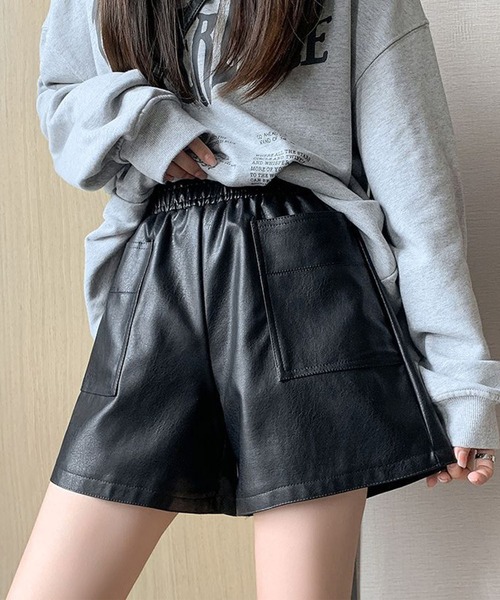 GLAMOROUS JANE（グラマラスジェーン）の「合成皮革ポケ付ショートパンツ（その他パンツ・レディース・ブラック・S/M/L）」の11枚目の写真