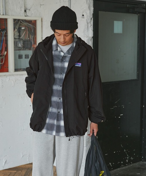 CAPTAIN STAG(キャプテンスタッグ)の「【THE CRAFT CREW PRODUCTS×CAPTAIN STAG】別注 ビッグシルエット 撥水ナイロンマウンテンジャケット(マウンテンパーカー・メンズ・チャコール/ブルー/モカ/ブラック・M/L/S)」の6枚目の写真
