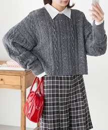 パール付きケーブルクロップドニットプルオーバー