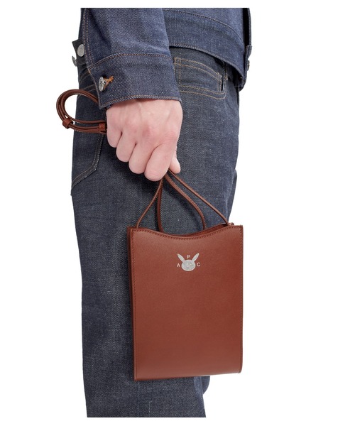 A.P.C.（アーペーセー）の「NECK POUCH JAMIE POKEMON/ネック