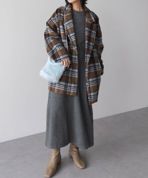 ELENCARE DUE(エレンカーレデュエ)の「・ELENCARE DUE シャギーチェックミドルコート(その他アウター・レディース・ブラウン/イエロー/ベージュ・FREE)」の5枚目の写真