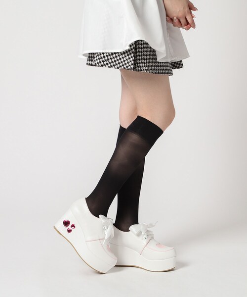 cs T&P(シーエスティーアンドピー)の「◆厚底キラキラハート付きパンプス(パンプス・レディース・ホワイト/ブラック・M/LL/L/S)」の20枚目の写真