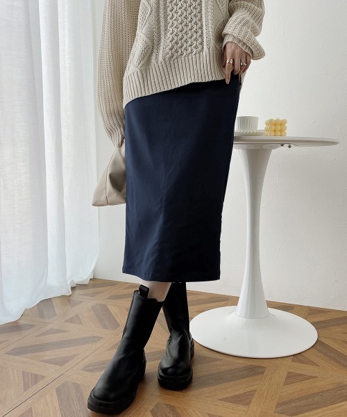 nissen（ニッセン）の「やわらかストレッチ素材　動けるタイトスカート（スカート・レディース・ロイヤルブルー/ブラウン/ライトベージュ/ブラック/ネイビー/マスタード/ブルー/カーキ・L/LL/M/S）」の5枚目の写真