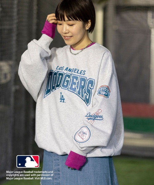 phillies bluntスウェット新品未使用 セール】MLB クルーネックスウェット 100687（スウェット