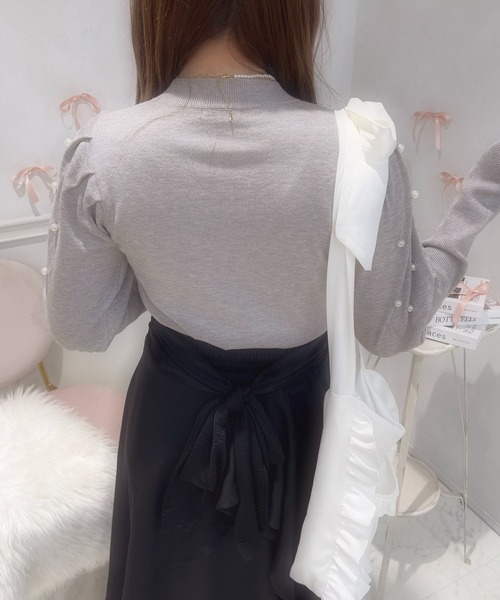 apres jour(アプレジュール)の「French girly collection パールスリーブニットプルオーバー【ZOZOTOWN限定アイテム】(ニット/セーター・レディース・グレー/ピンク/オフホワイト・X-LARGE/フリー)」の12枚目の写真