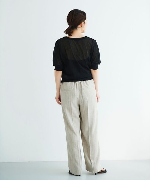 le.coeur blanc（ルクールブラン）の「ウォッシャブルクルーネックシアーニット（ニット/セーター・レディース・ブルー/イエロー/ブラック/オフホワイト・38）」の18枚目の写真