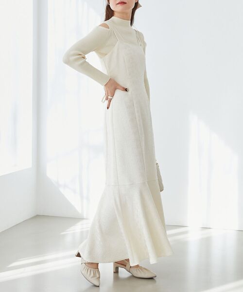 MAJESTIC LEGON（マジェスティックレゴン）の「サイドスリットキャミワンピ（ワンピース・レディース・ブラック/アイボリー/ホワイト系その他2・MEDIUM）」の5枚目の写真