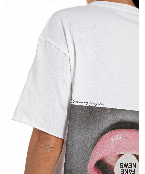 REPLAY(リプレイ)の「FAKE NEWSプリントジャージーTシャツ(Tシャツ/カットソー・レディース・ブラック/ホワイト・SMALL/MEDIUM/X-SMALL)」の8枚目の写真