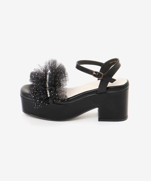 MAJESTIC LEGON（マジェスティックレゴン）の「【WEB限定S/XLサイズあり】チュール×パール厚底サンダル（サンダル・レディース・ブラック/オフホワイト・SMALL/MEDIUM/LARGE/X-LARGE）」の10枚目の写真